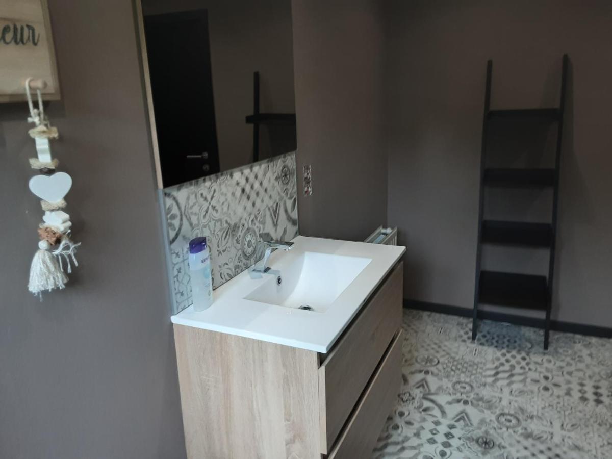 Le Chalet Villa Spa Bagian luar foto